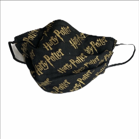 Warner Bros. Accessories - 😷 3 Layer Mask w/Nose Guard  (Metal) New Fabric